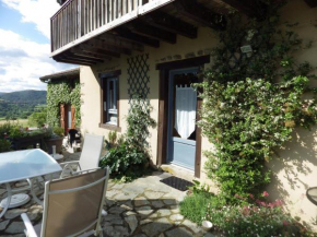 Petit appartement de charme, belle vue